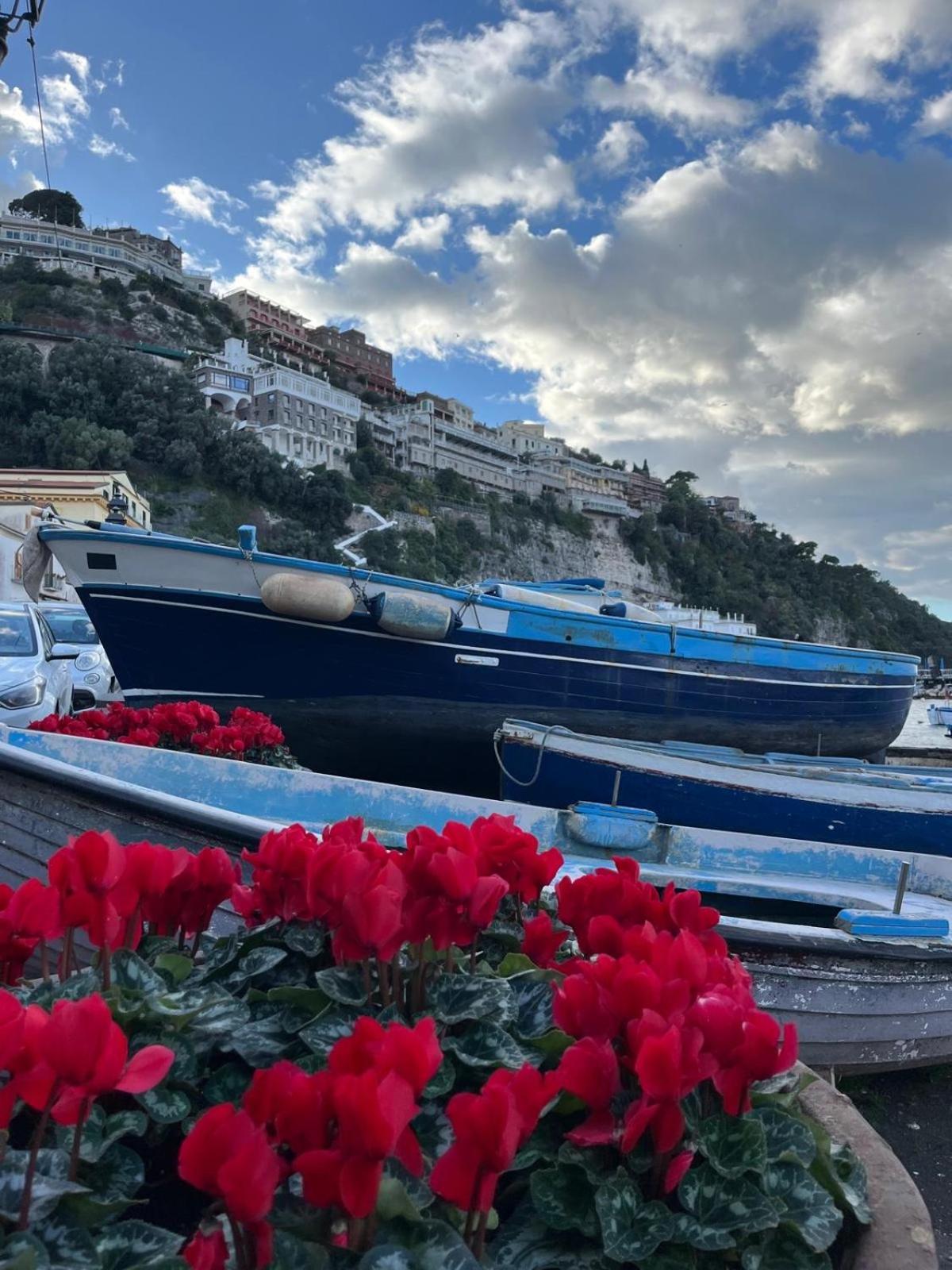 La Dimora Di Cornelia Aparthotel Sorrento Exterior photo