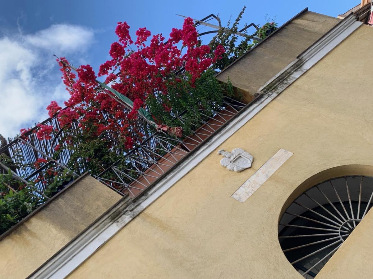 La Dimora Di Cornelia Aparthotel Sorrento Exterior photo